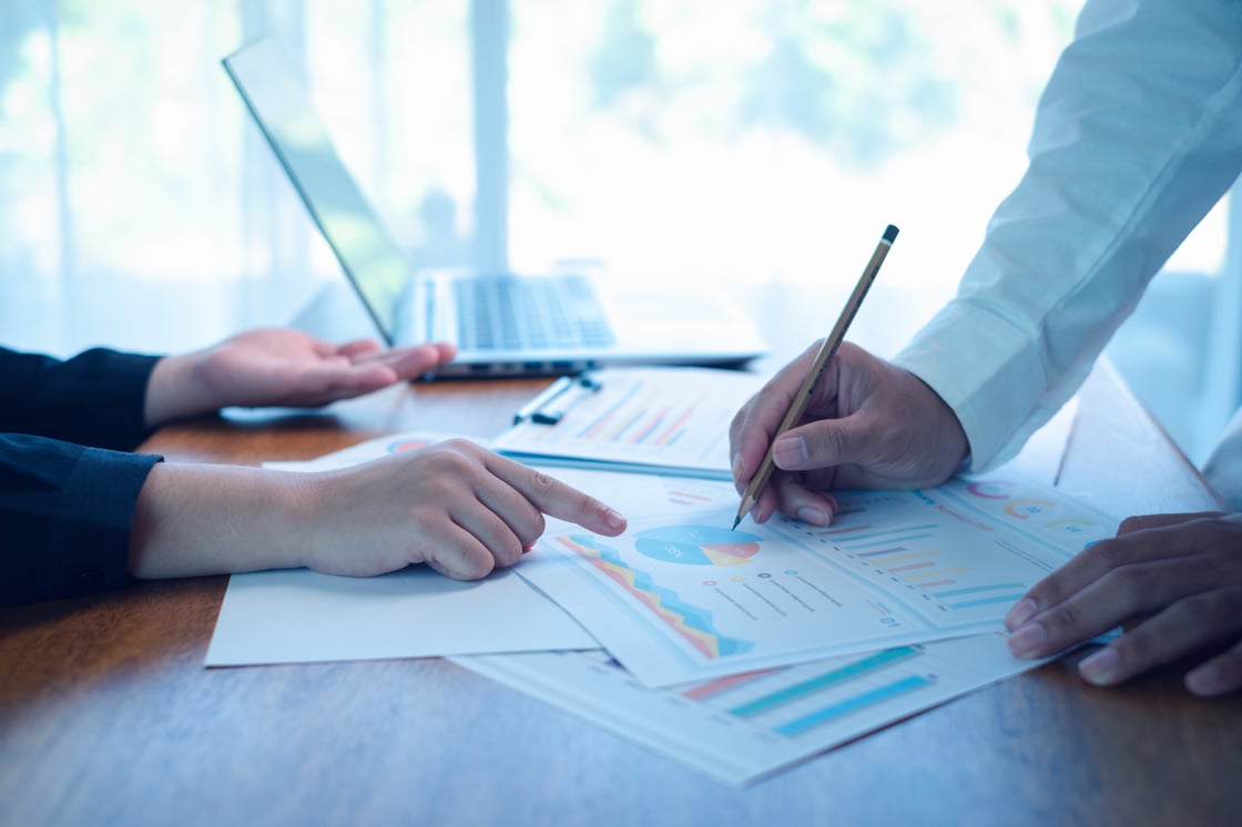 Businessmoneyconcept_MrParipatNiyantang