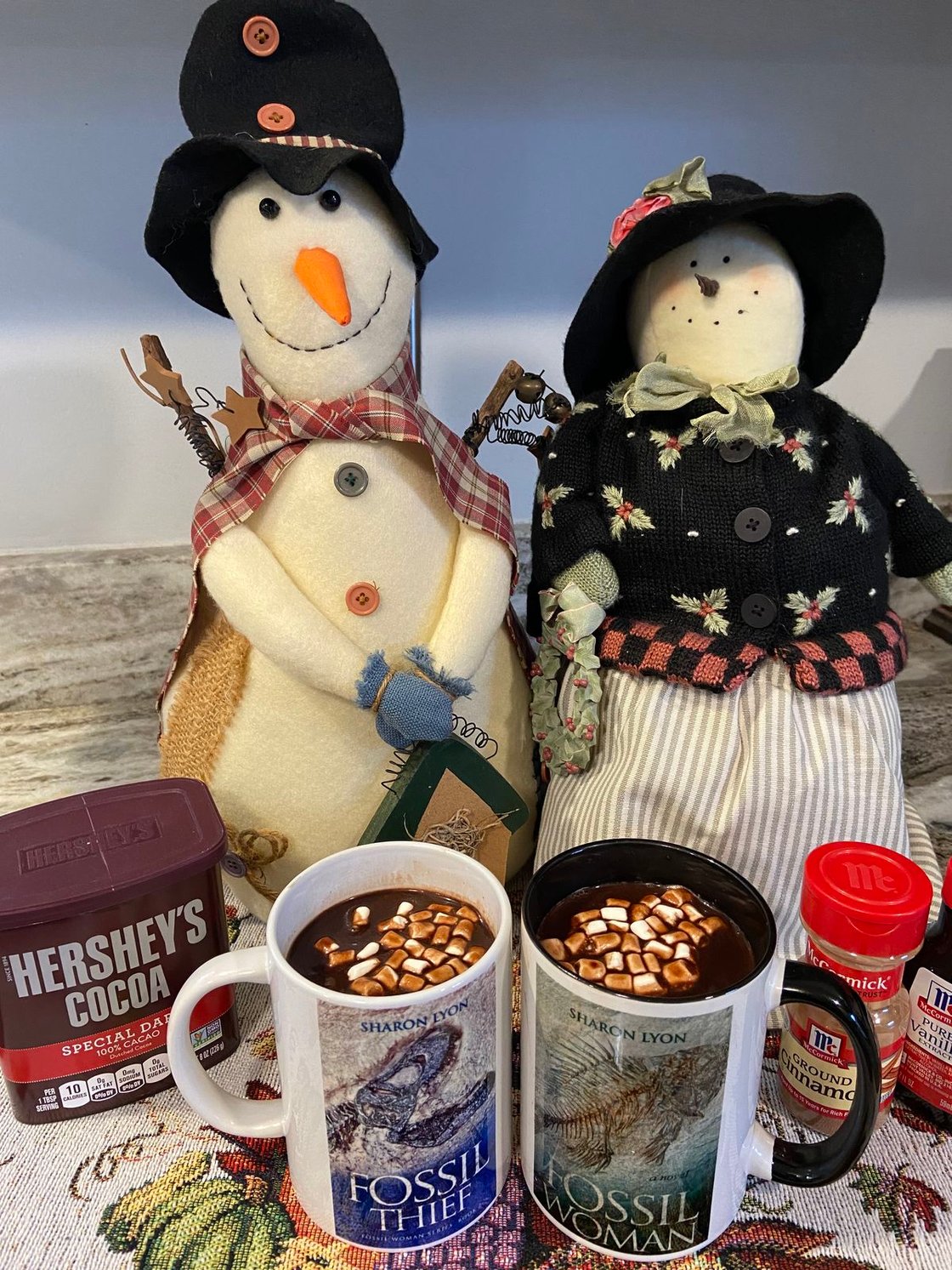 Hot Chocolate and snowmen_SL