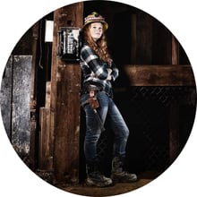 Jess Scanlan headshot zoomed in