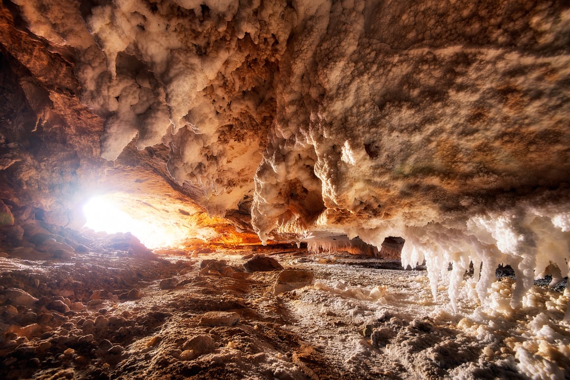 Salt cavern in Iran_L_B_Photography