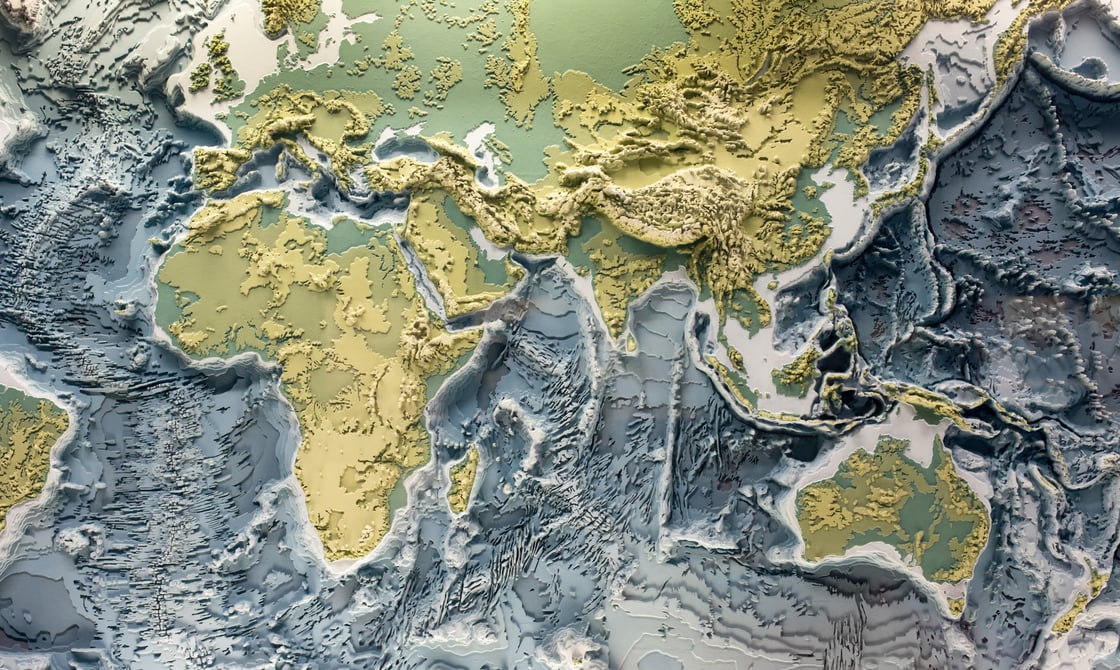 World map with topographic heights and ocean depth_Budmir Jectiv