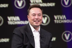 elonmusk_Frederic Legrand-COMEO